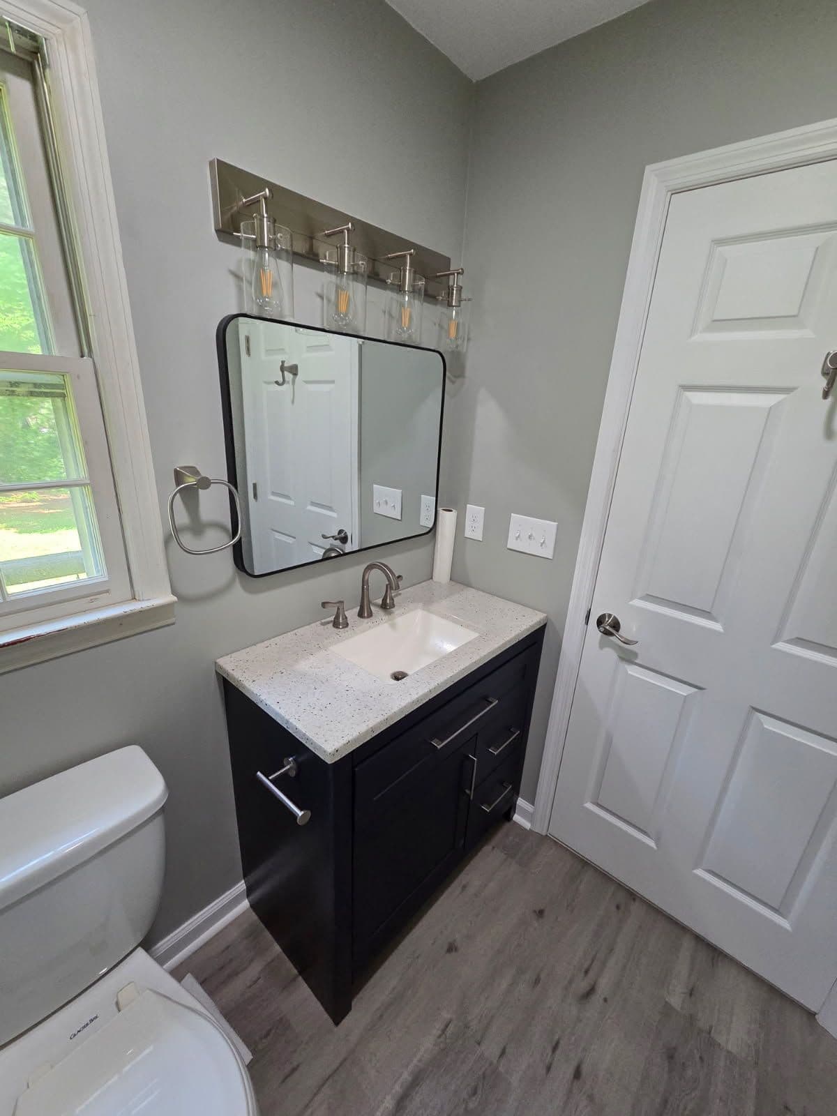 Modern Bathroom Remodel in Sylacauga Services Elevate Style